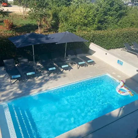 Вилла Lujo Porec *